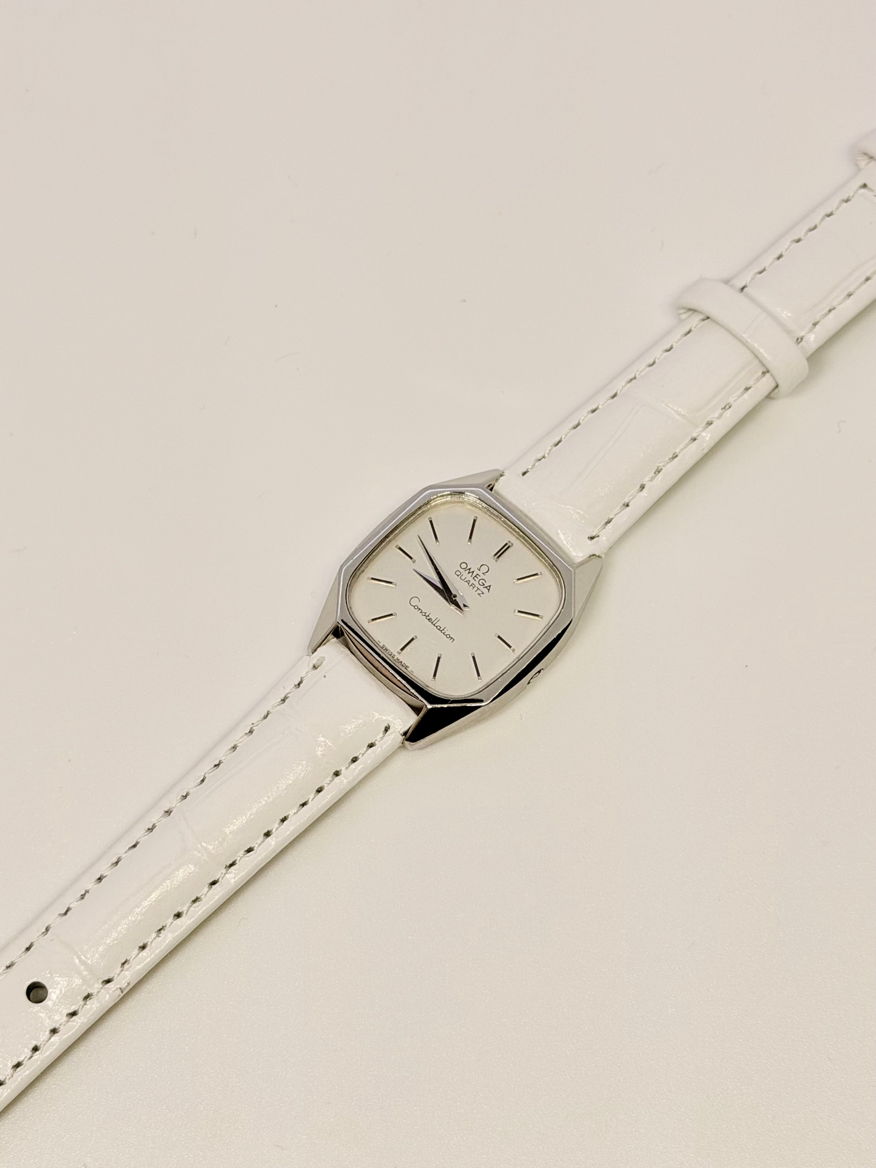 Vintage Omega Constellation Octagon Case Watch (Crownless Type)