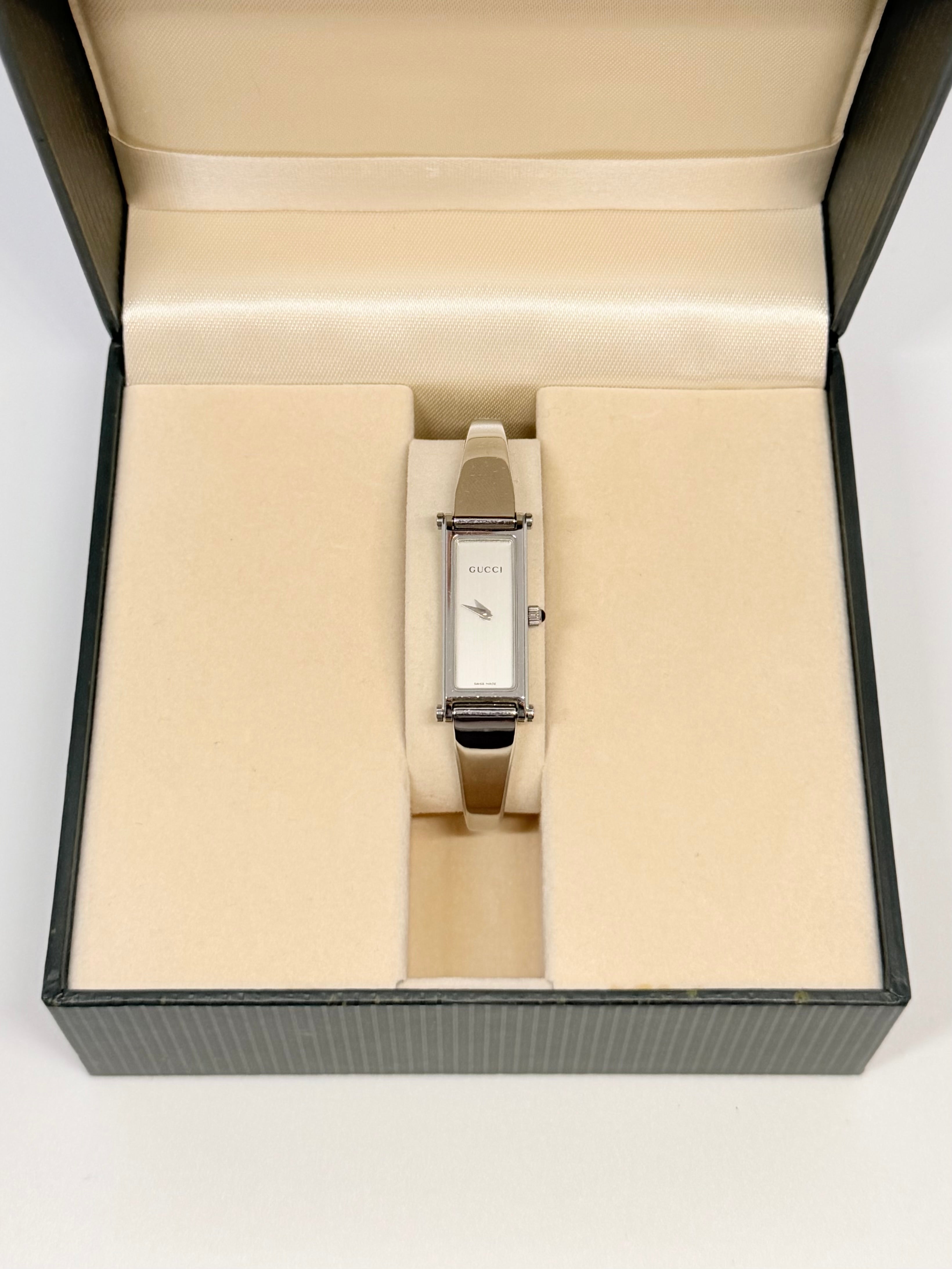 Vintage Gucci 1500L Silver Bangle Watch w/ Box