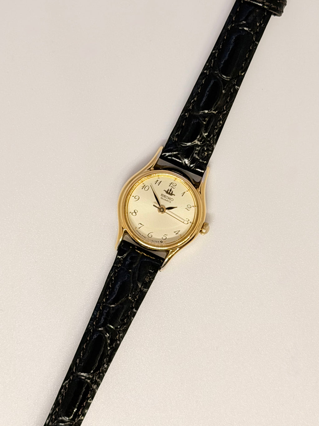 Vintage Seiko Galaxy Dainty Gold Watch