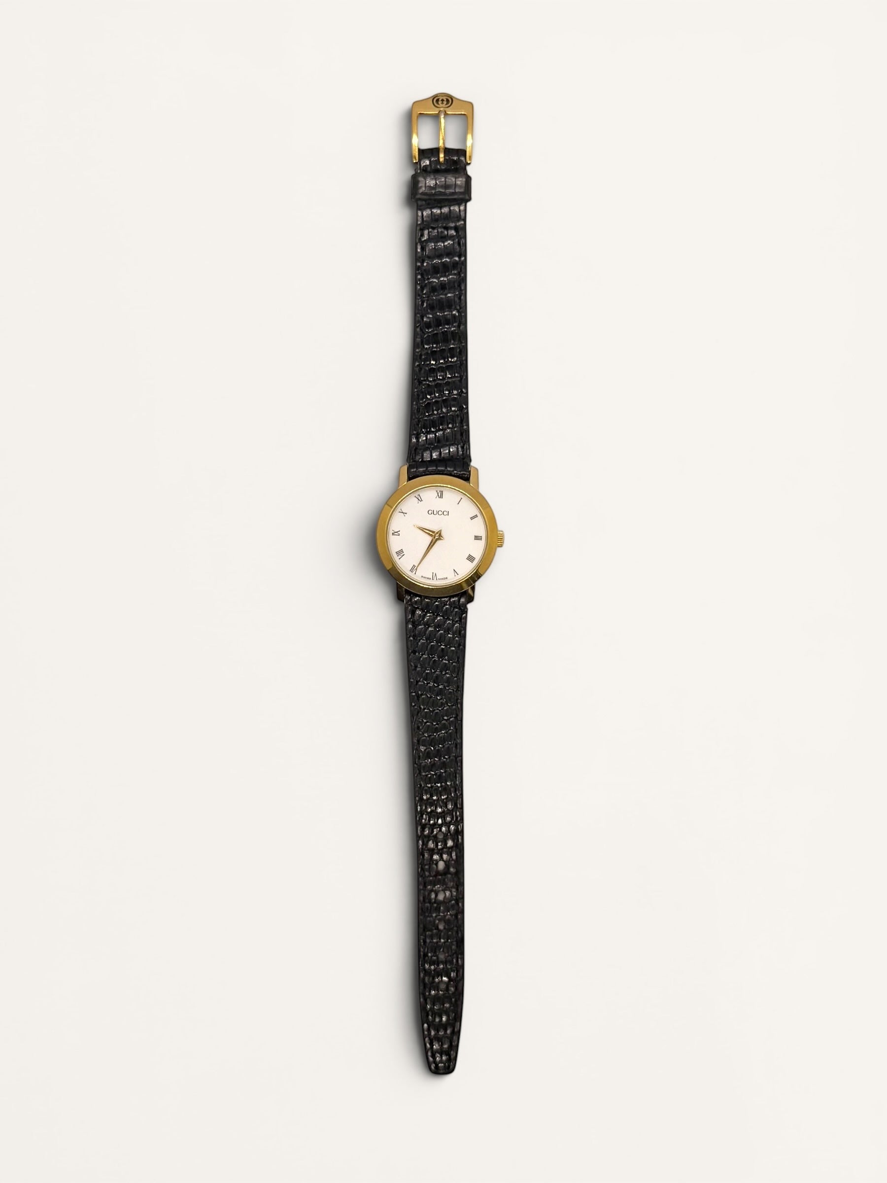 Vintage Gucci 2200L Roman Numerals Watch