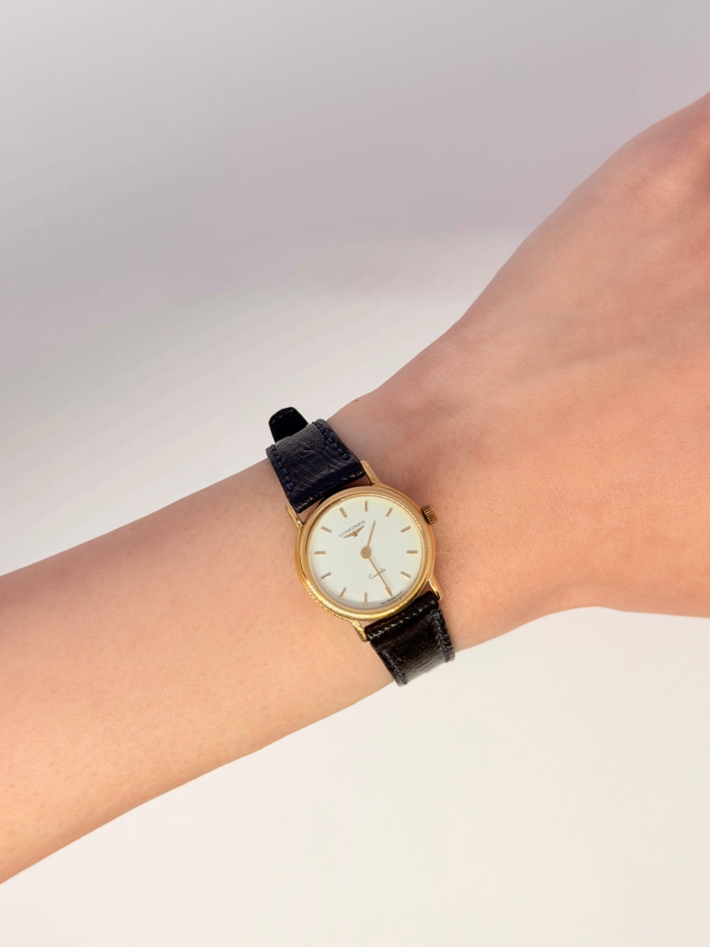 Vintage Longines Classic Gold Tone White Dial Watch