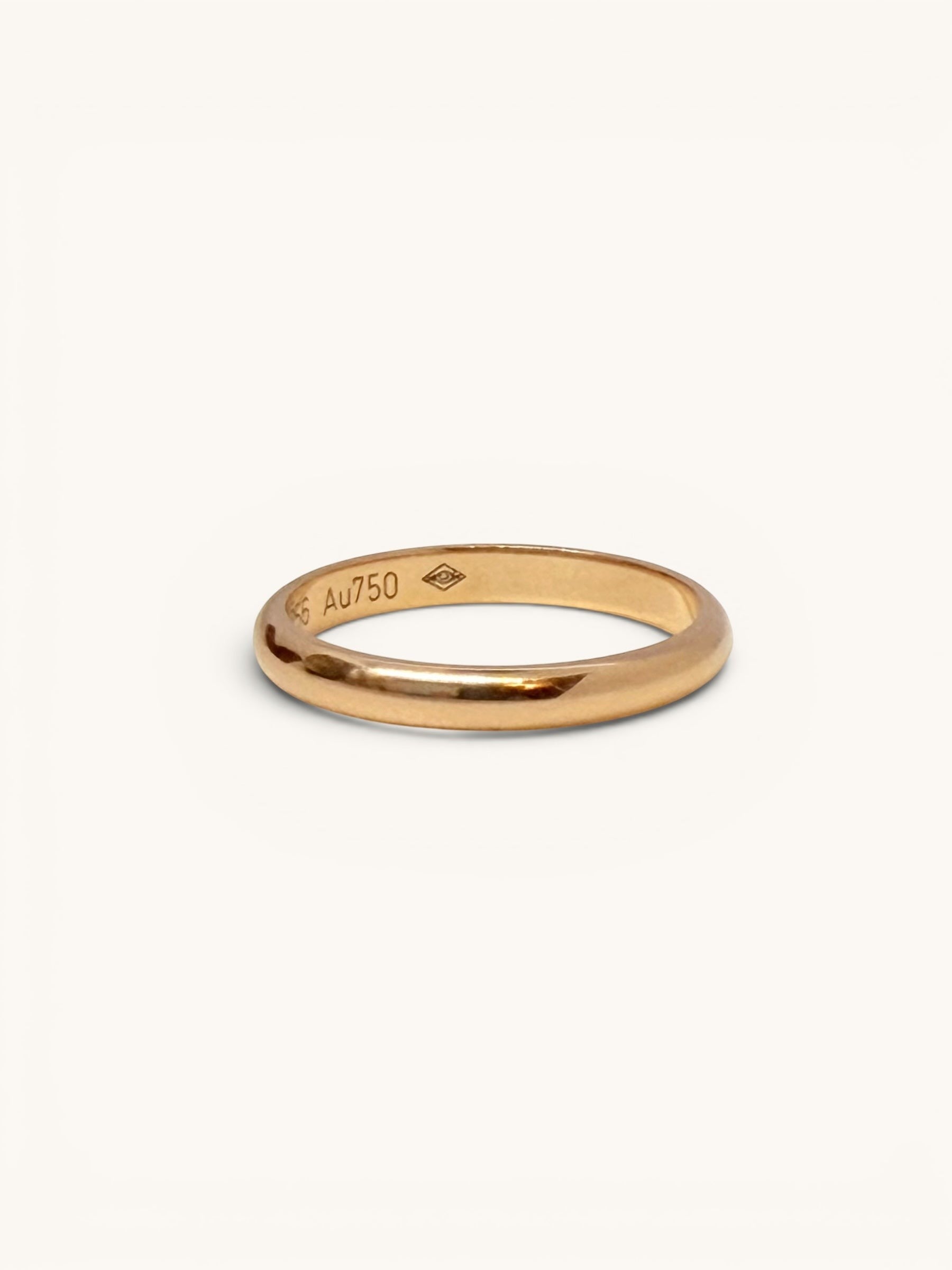 By the Hour Cartier 1895 wedding band in pink gold. Timeless design, 2.5mm width, suitable as an accessory.